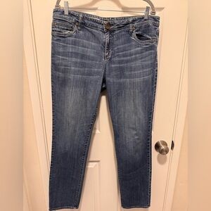 EUC Kut From The Kloth Diana Skinny Jeans – Size 12 – Effortless Everyday Denim